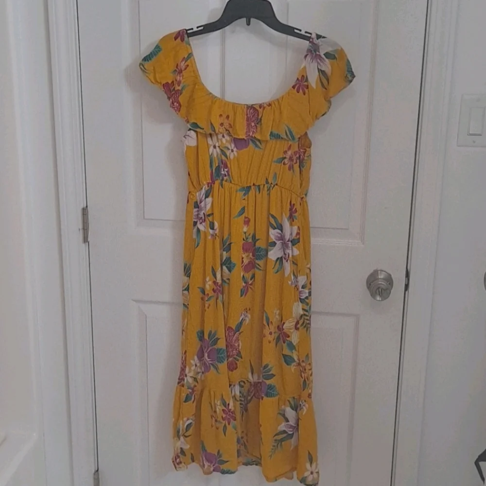Old Navy Mustard Yellow Tropical Flower Ruffle Vacation Cruise Summer Sundress